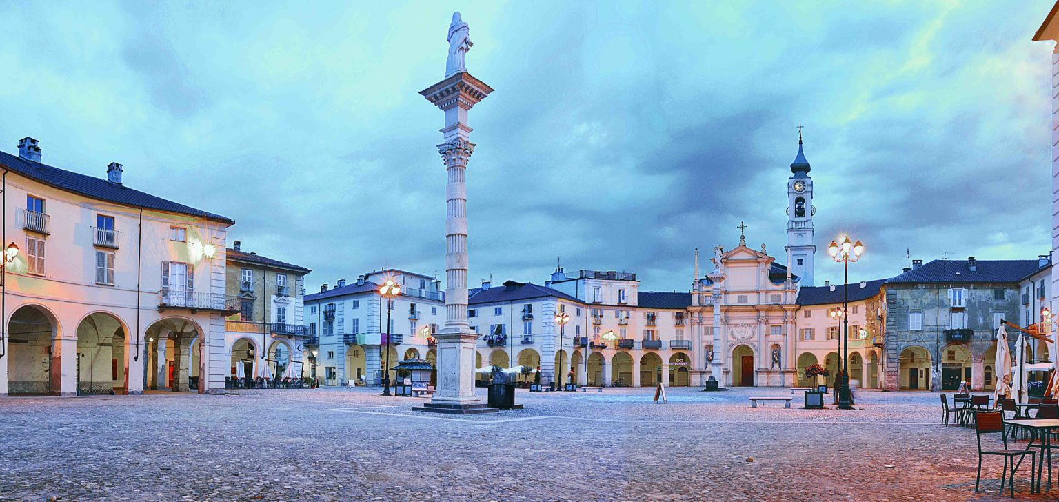 Piazza dell'Annunziata Venaria Reale