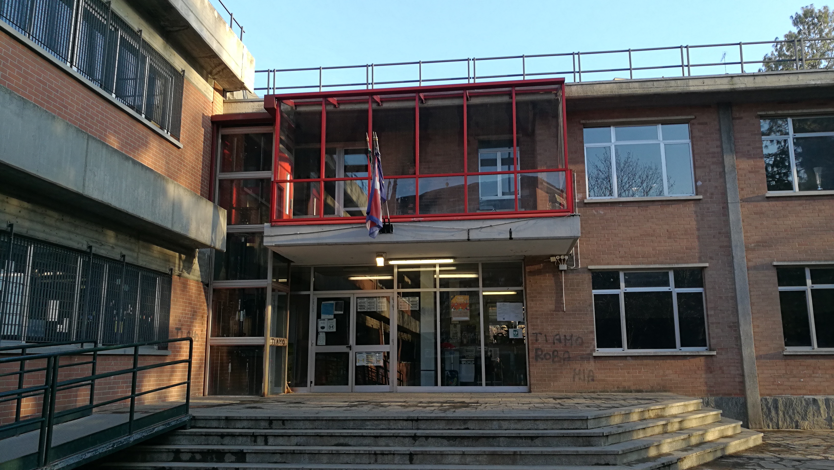 Ordinanza contingibile ed urgente per inagibilità temporanea di porzione di fabbricato del complesso scolastico “Rigola”.
