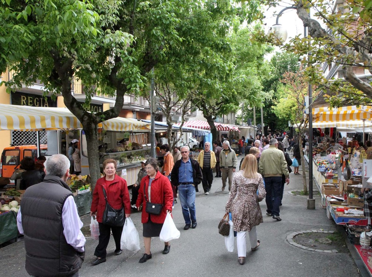 Sabato 14 Agosto pv. Mercato rionale